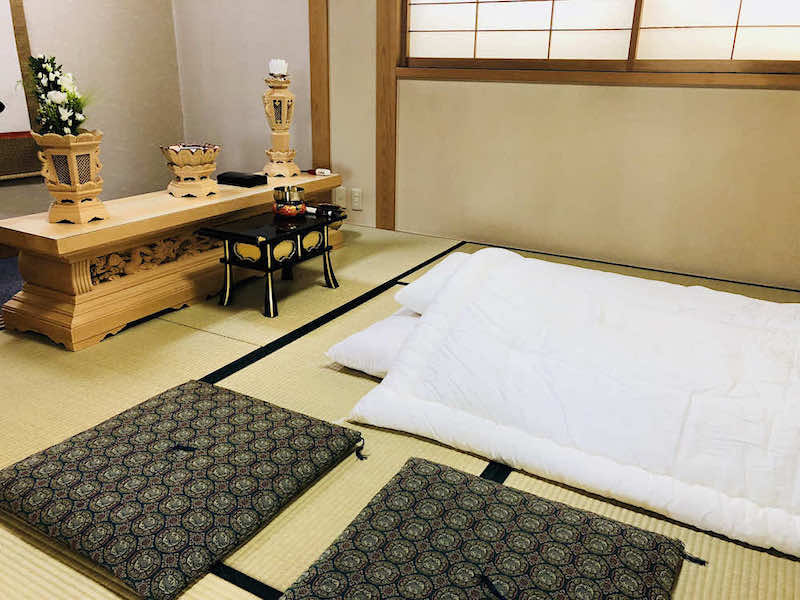 枕飾り