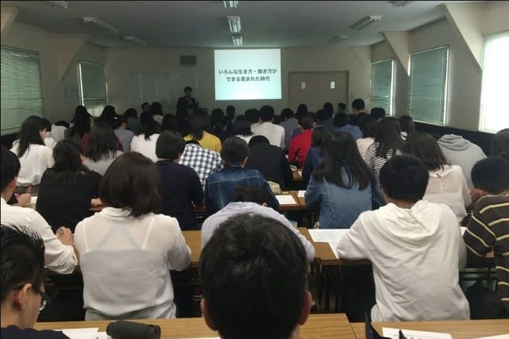 白鳳短期大学 2018年5月31日講演の写真