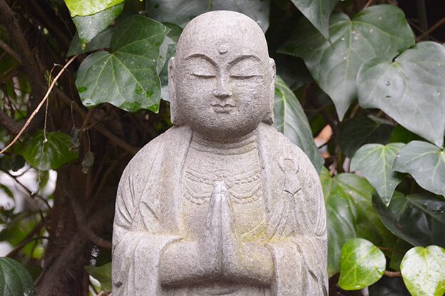 地域によるお盆の違い – 時期と風習の地域色