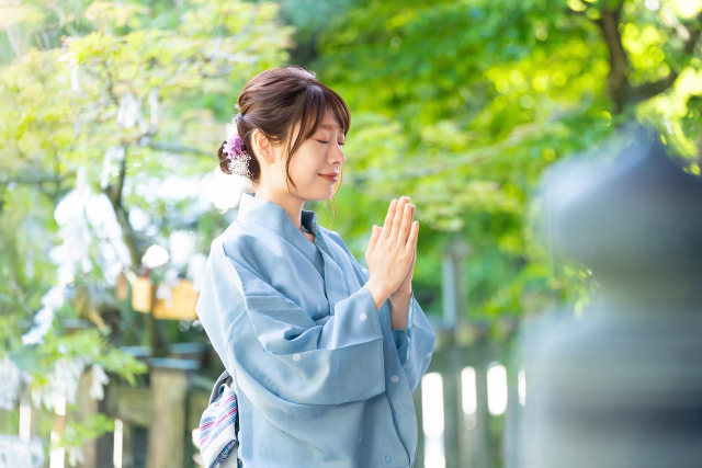 お盆に込める思い – 故人を偲び、今を生きる私たちへ