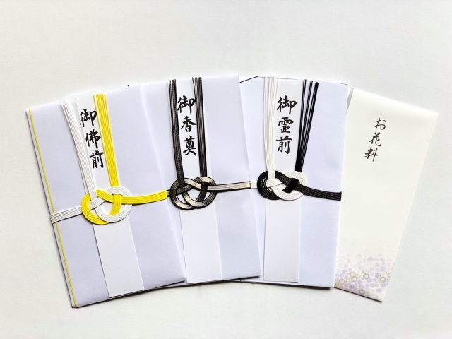 香典返しの由来と広がり
