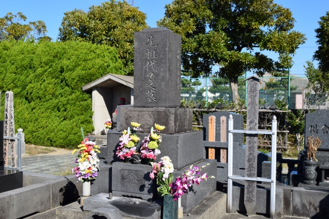 お墓
